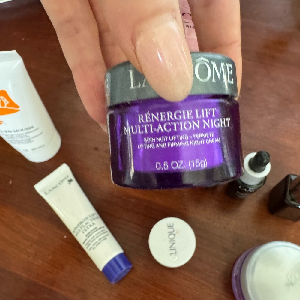 Skincare Set - samples - Picture 4 of 4